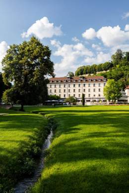 Grand Hôtel &amp; Spa Uriage · Hôtel 4 étoiles Grenoble, Isère